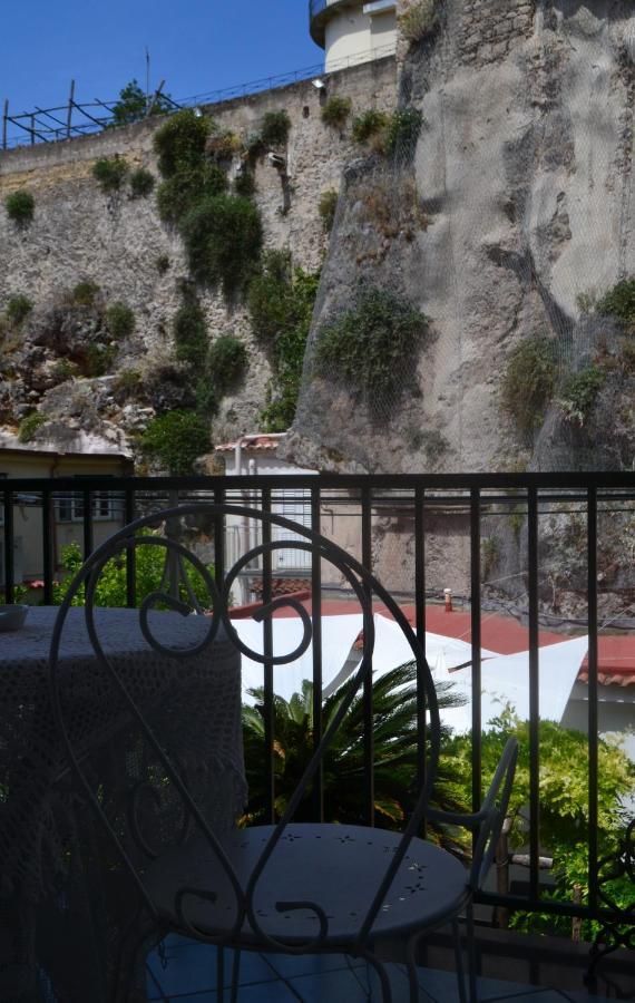 マイオーリ Casa Mariannina Bed & Breakfast エクステリア 写真