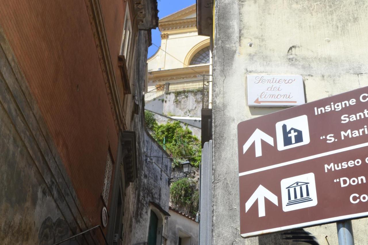 マイオーリ Casa Mariannina Bed & Breakfast エクステリア 写真